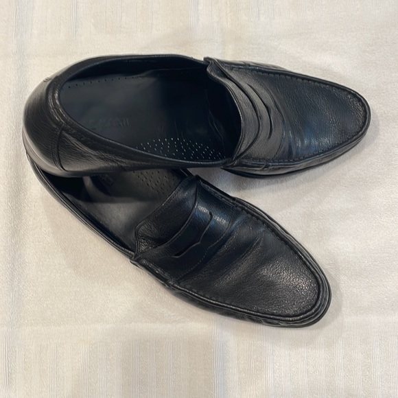 Men’s Cole Haan slip-on black shoes, size 12M, classic & super comfortable. - Picture 2 of 5